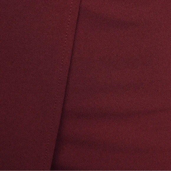 Lulus exclusive plum purple flames of desire midi off shoulder dress size M NWT - Picture 2 of 10